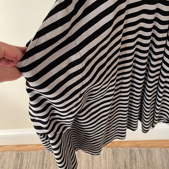 Effie’s Heart / NWT dress with pockets - Picture 5 of 5